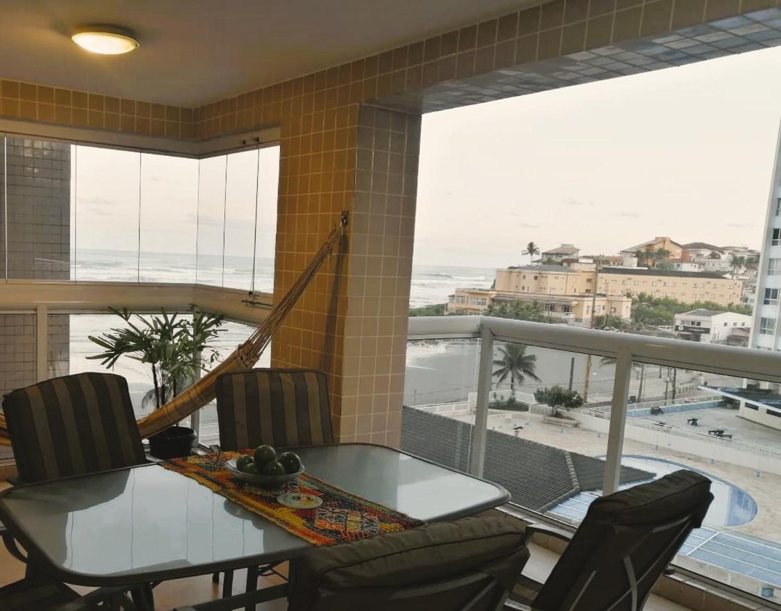Apartamento, Ampla Sacada Com Vista O Mar! Apartment Itanhaem