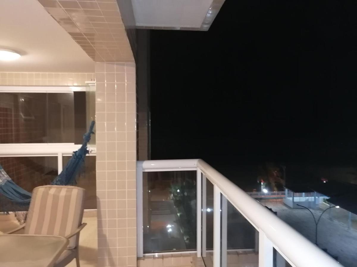 Apartamento, Ampla Sacada Com Vista O Mar! Itanhaém