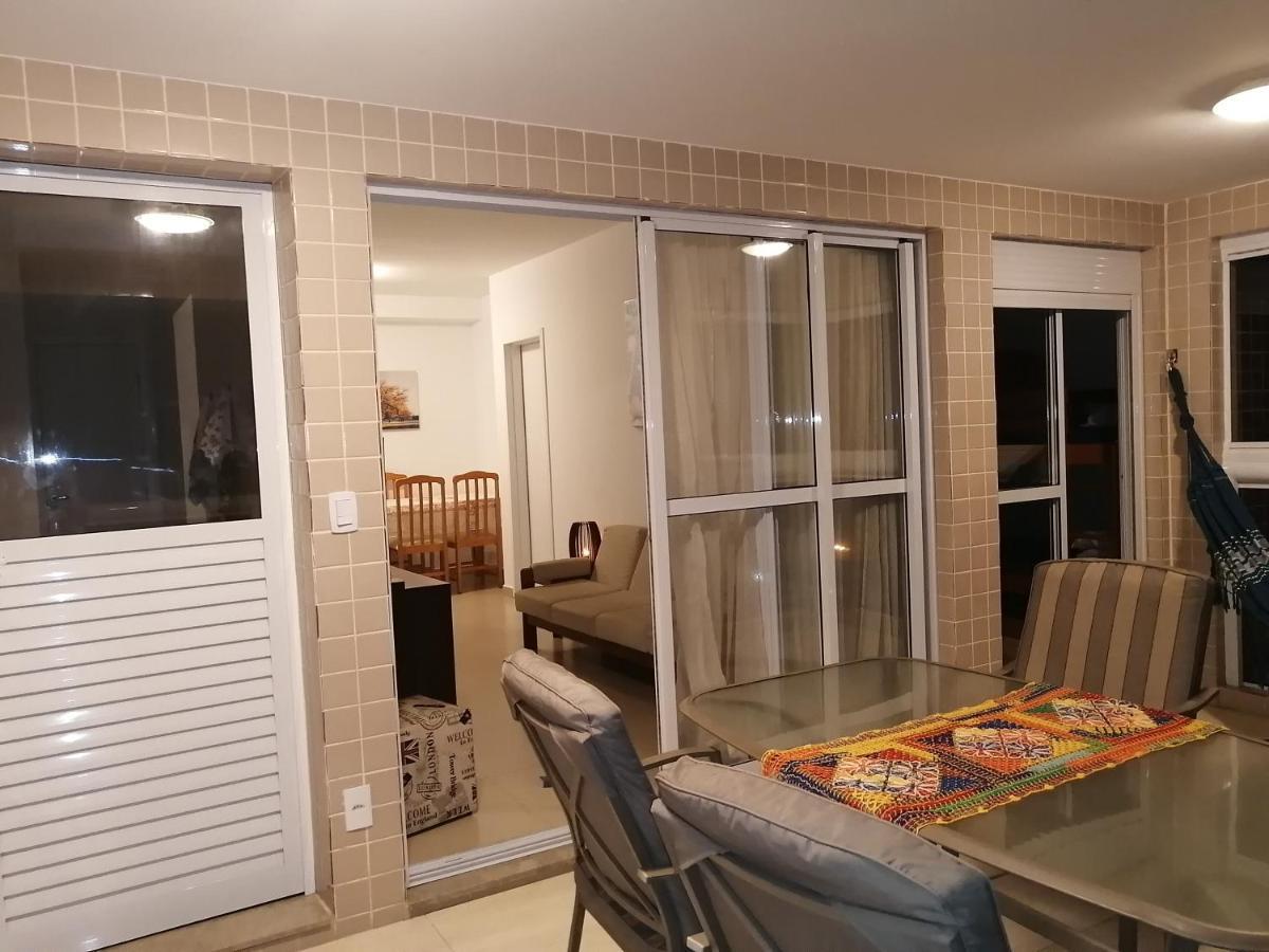 Apartamento, Ampla Sacada Com Vista O Mar! *