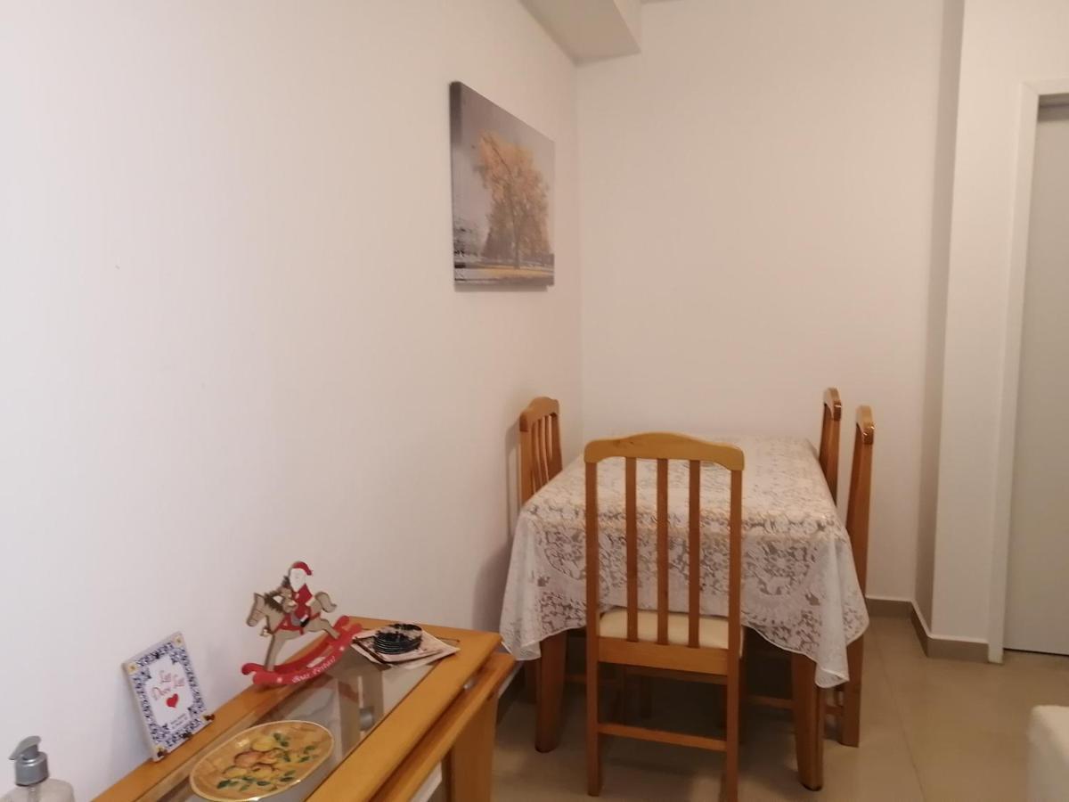 Apartamento, Ampla Sacada Com Vista O Mar! * Itanhaém