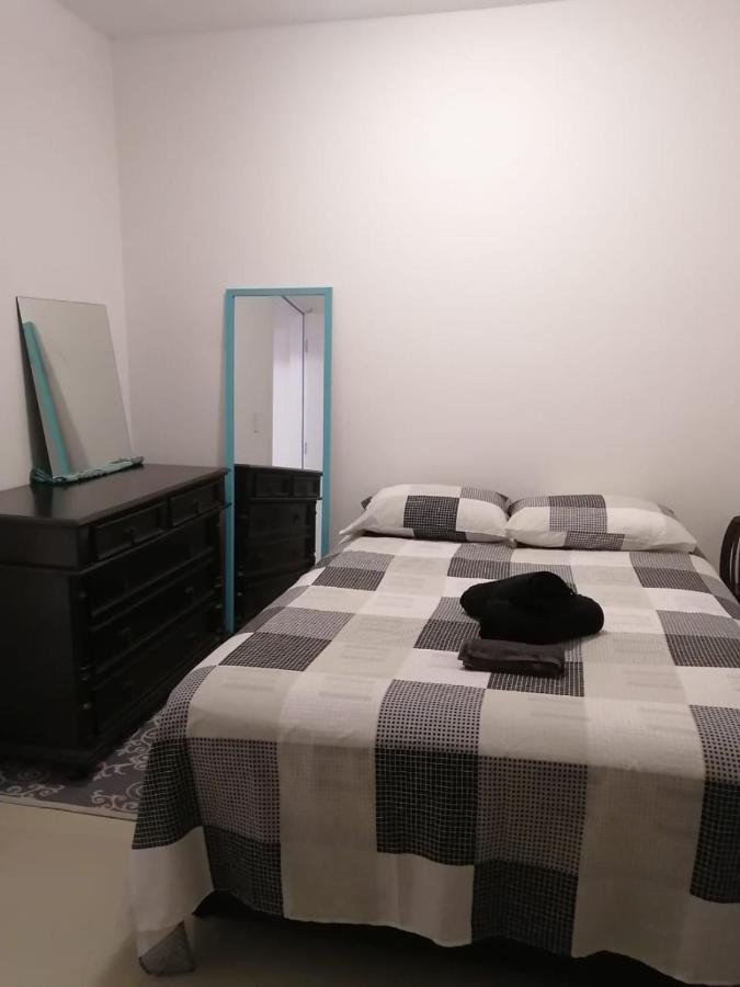 Apartamento, Ampla Sacada Com Vista O Mar! Apartamento *